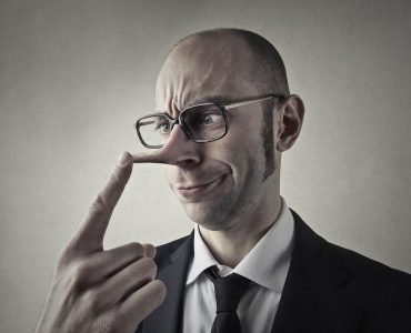 How To Tell If Someone Is Lying To You